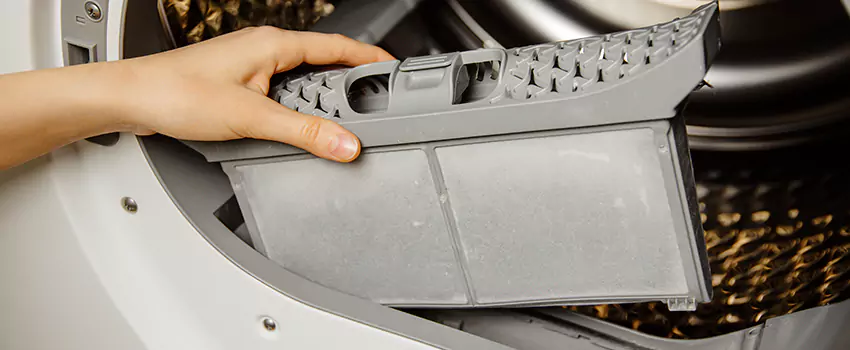 Signs Of A Clogged Dryer Lint Trap in Copperas Cove, Texas